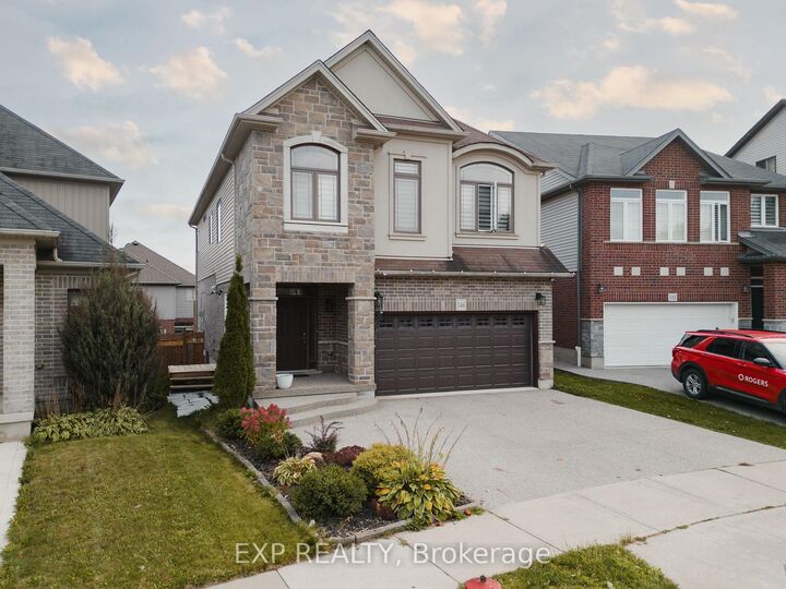 346 Moorlands Crescent — photo 1