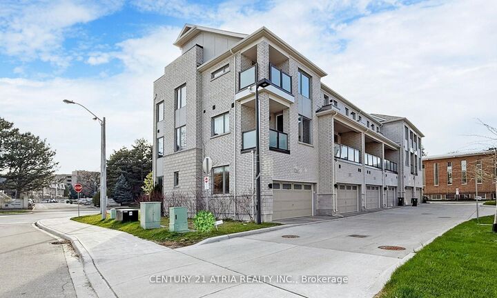 Photo de la propriété:  205 The Donway East N/A  ON M3B 0B4
