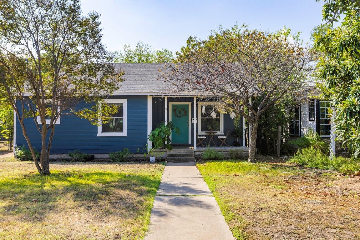 Property Photo: 1311 N Madison Avenue TX 78757