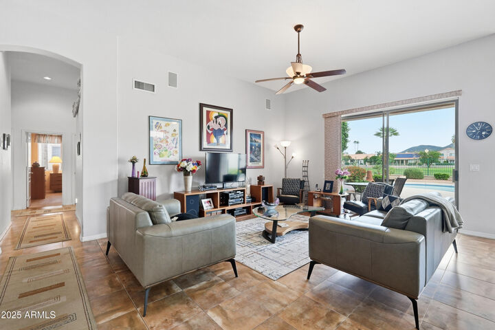 Property Photo: 5680 W Monona Drive AZ 85308