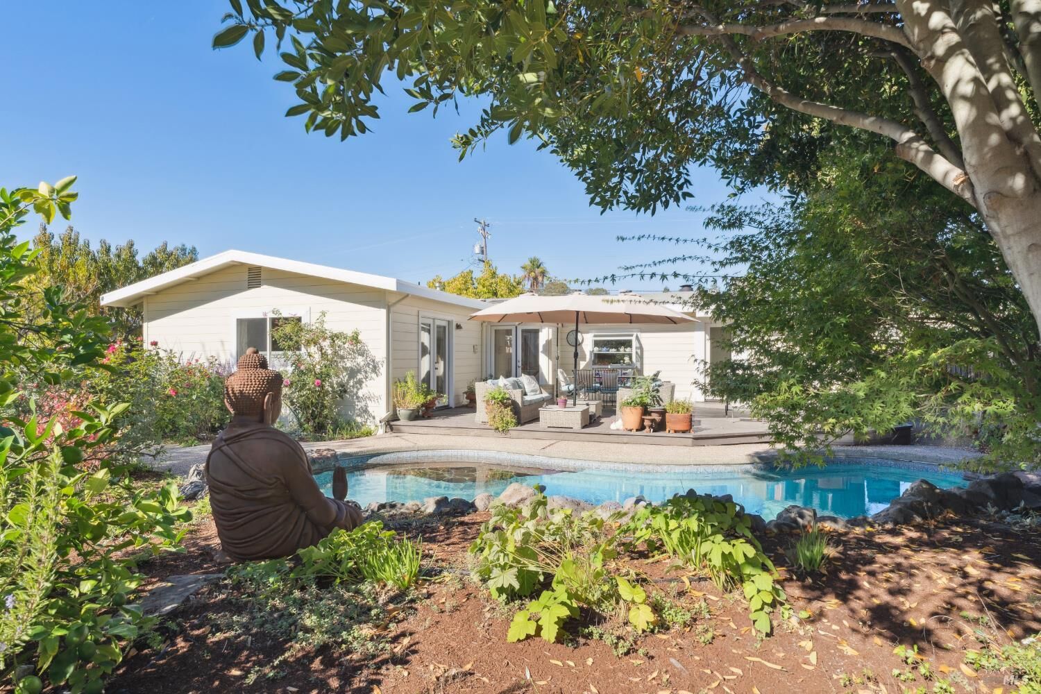 Property Photo: 257 Perkins Street CA 95476