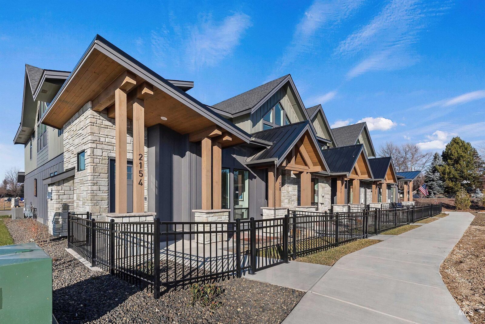 Property Photo:  2154 W Freya Court  ID 83616-1319 