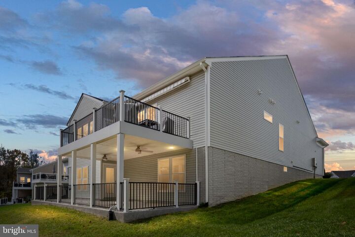 Property Photo: 27 Sanibel Drive VA 22406