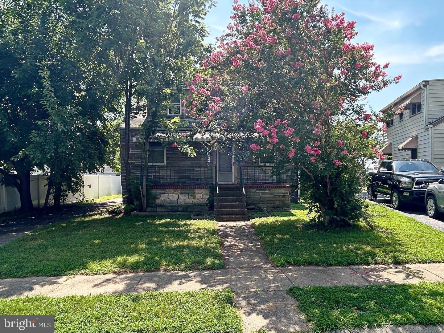 Property Photo:  200 Pinewood Road  MD 21222 