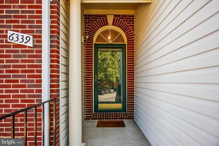 Property Photo:  6339 Dunman Way  VA 22315 