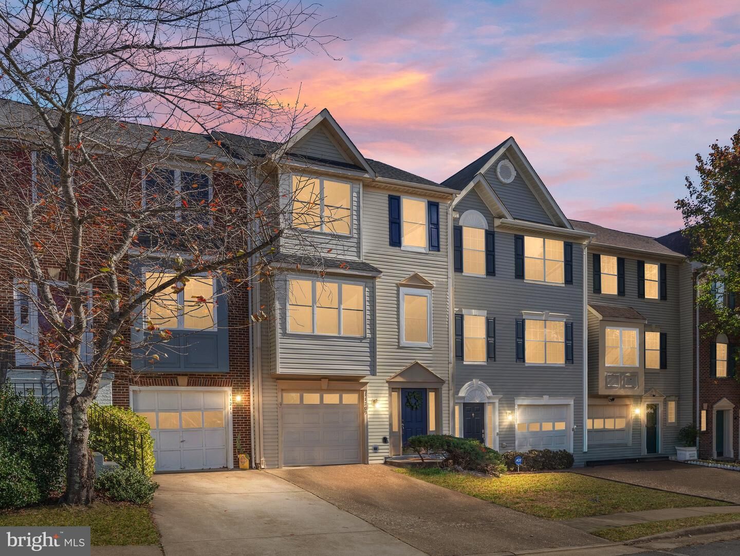 Property Photo:  11209 Kings Crest Court  VA 22407 