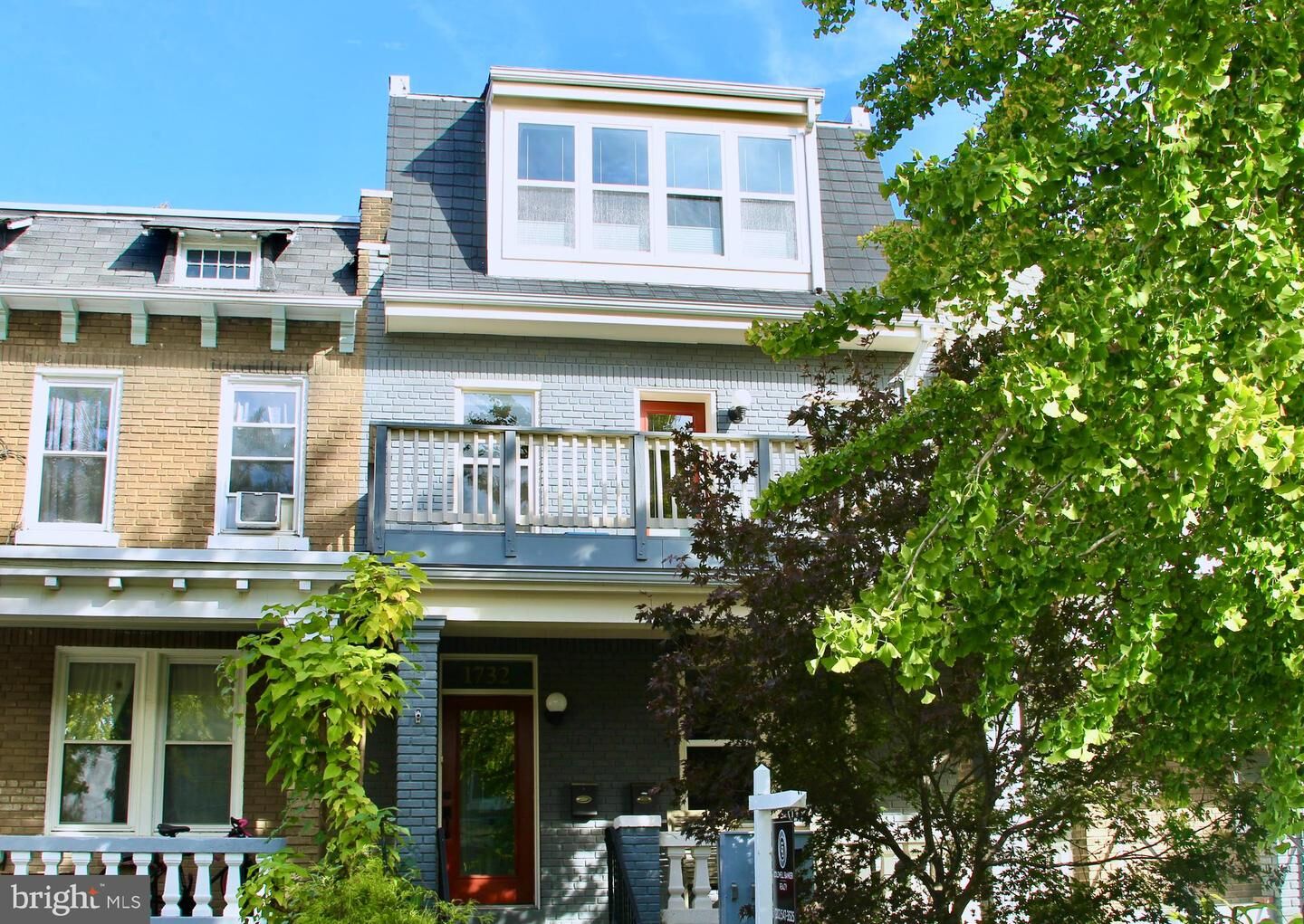 Property Photo:  1732 Bay Street SE 1  DC 20003 