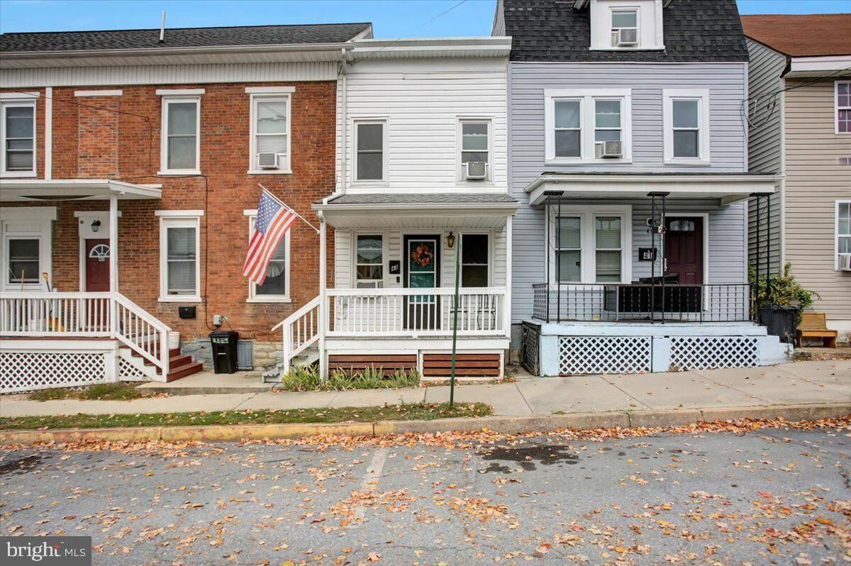 Property Photo:  43 W Salisbury Street  MD 21795 