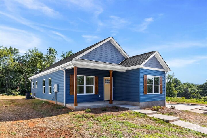 Property Photo: 215 Benfield Road NC 28086