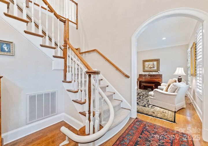 Property Photo:  5006 Fairlawn Crescent Court  NC 28226 