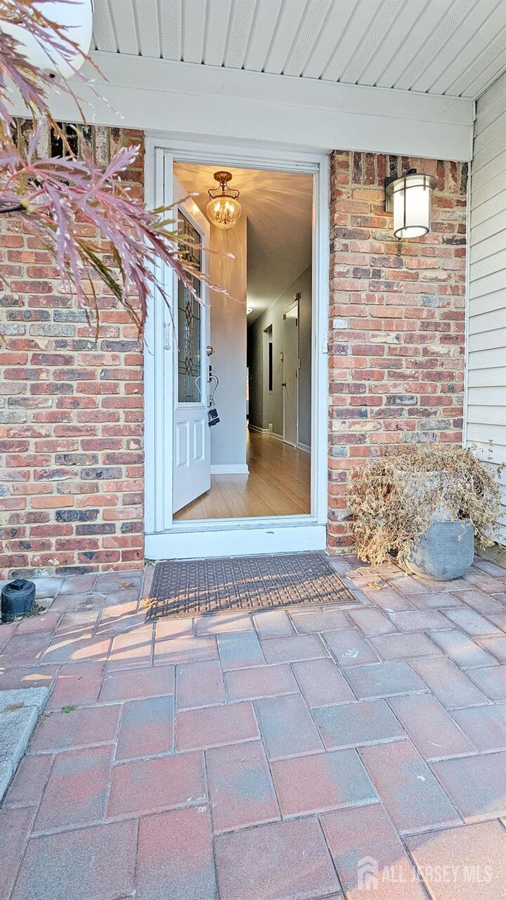 Property Photo:  53 Thorne Lane  NJ 07747