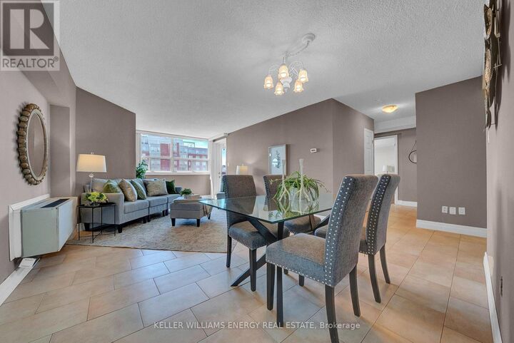 Photo de la propriété:  80 Athol Street East 302  ON L1H 8B7