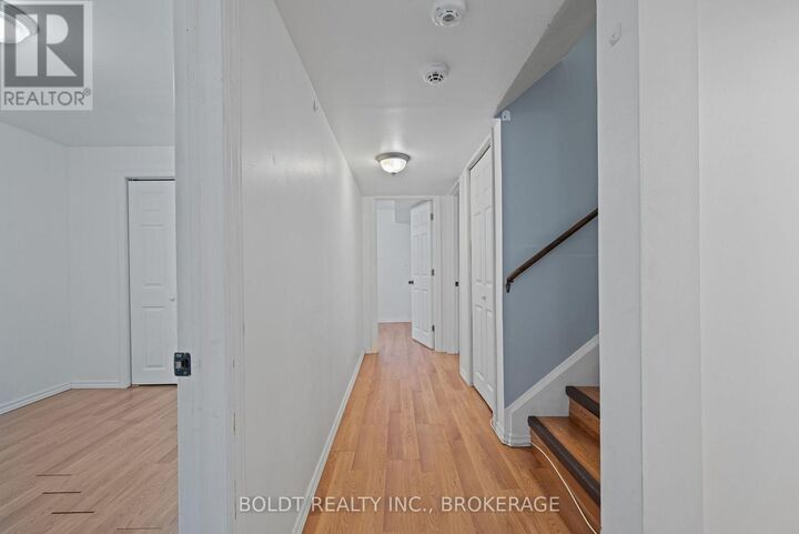 Property Photo:  34 Fitzgerald Street East  ON L2R 0A4 