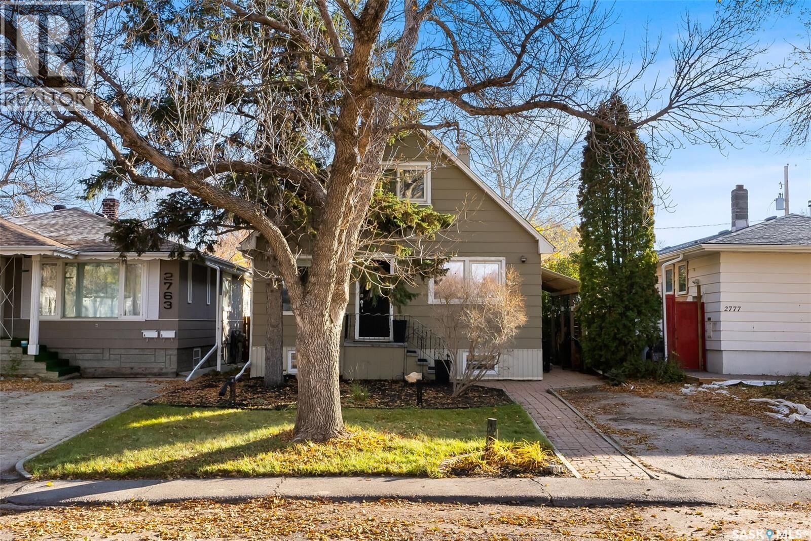 Property Photo: 2769 McAra Street SK S4N 2X2