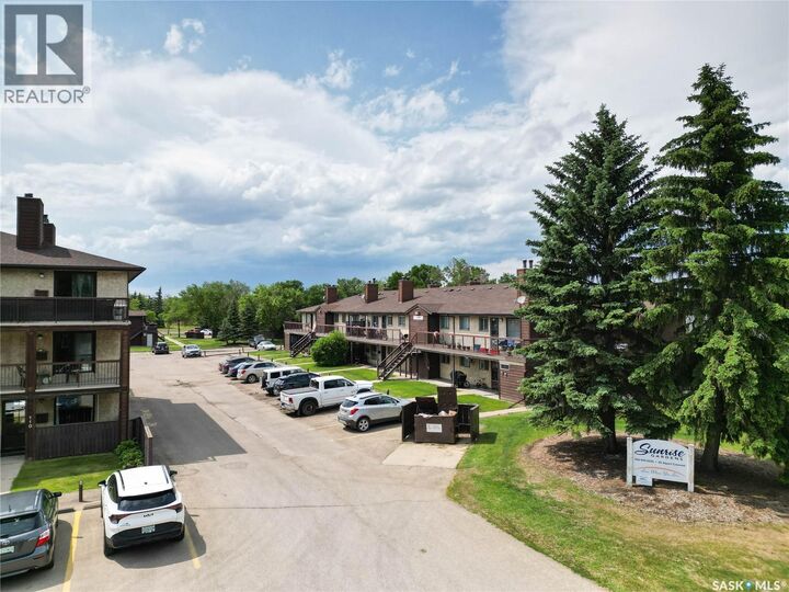 Property Photo:  303 51 Rodenbush Drive  SK S4R 8C7 