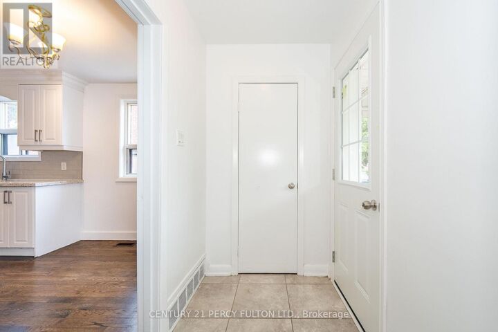 Property Photo: 81 Maywood Parkway ON M1K 2H3