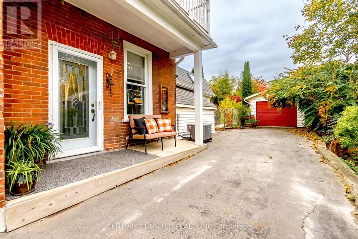 Property Photo: 458 Driscoll Terrace ON K9H 1T7