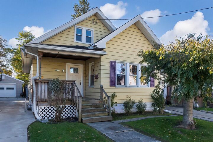 Property Photo:  1211 W 31st Street  PA 16508