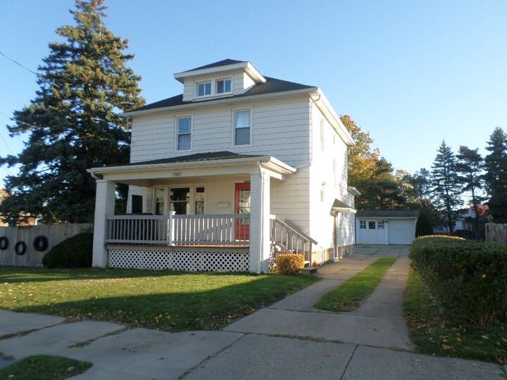 Property Photo:  2931 Burton Avenue  PA 16504
