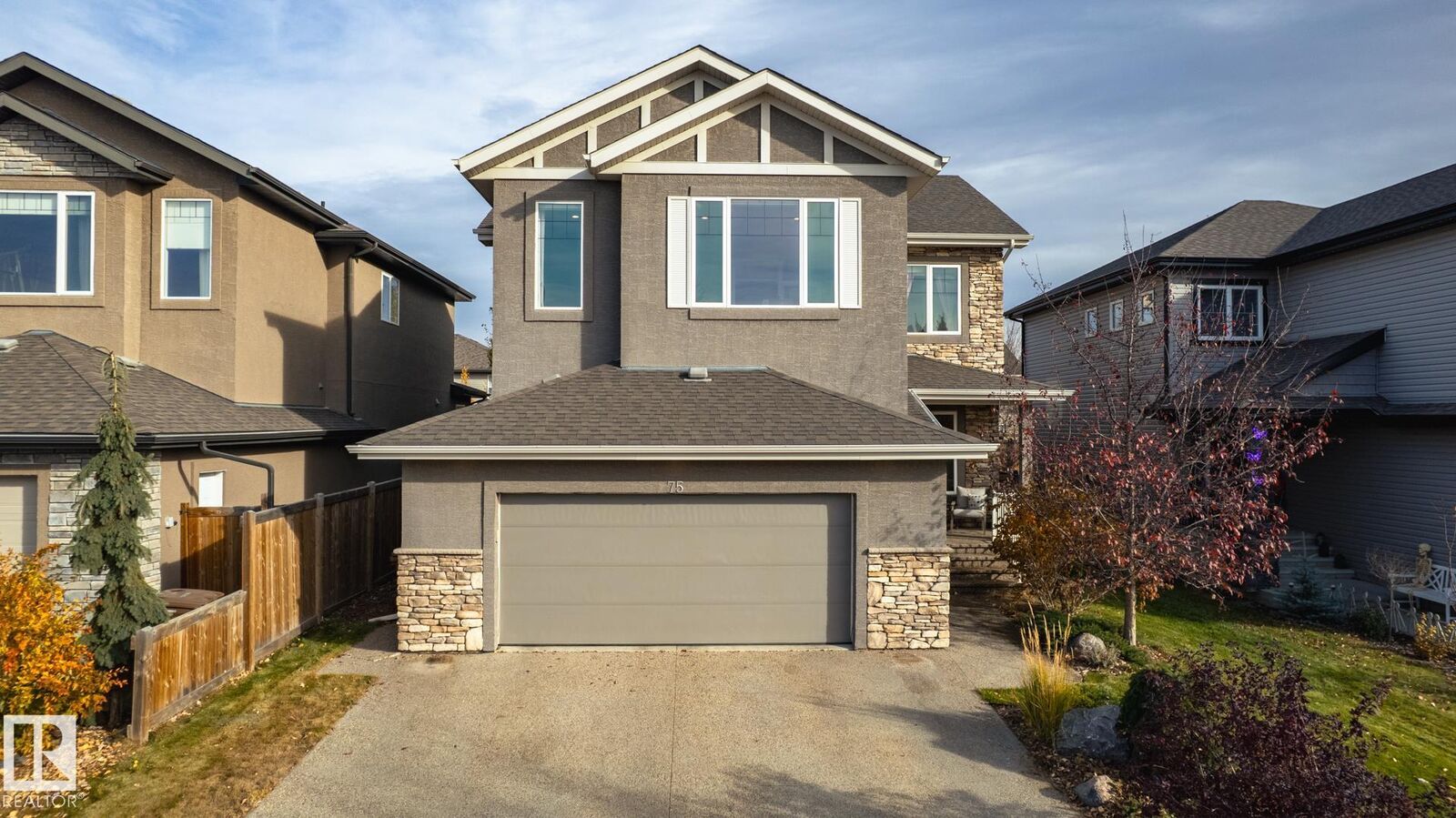 Property Photo:  75 Nadine Way  AB T8N 1C6 