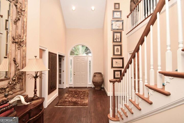 Property Photo:  114 Telfair Place  GA 30606