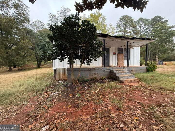 Property Photo:  230 Lynn Drive  GA 30016 