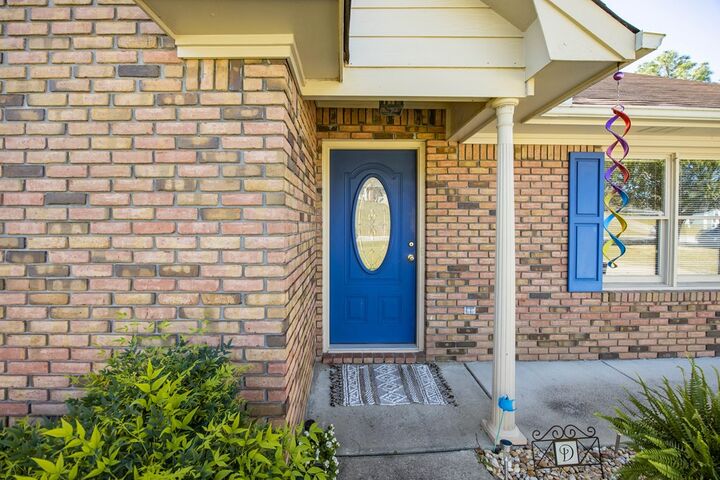 Property Photo:  121 Lee Road 0850  AL 36870 