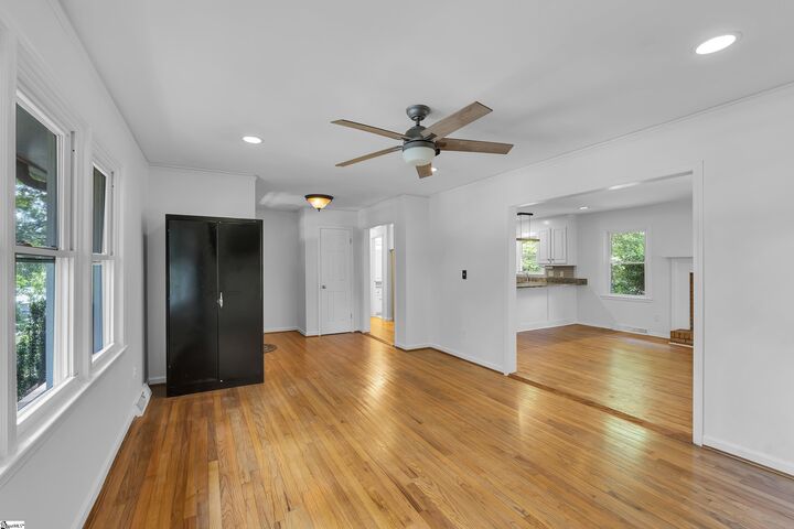 Property Photo:  261 Mohawk Drive  SC 29609