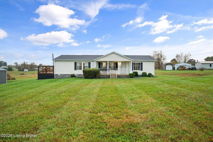 Property Photo:  4472 Woodland Rd  KY 40175 