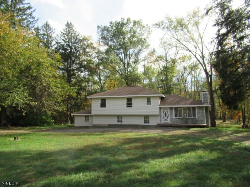 Property Photo:  192 Bryans Rd  NJ 08827