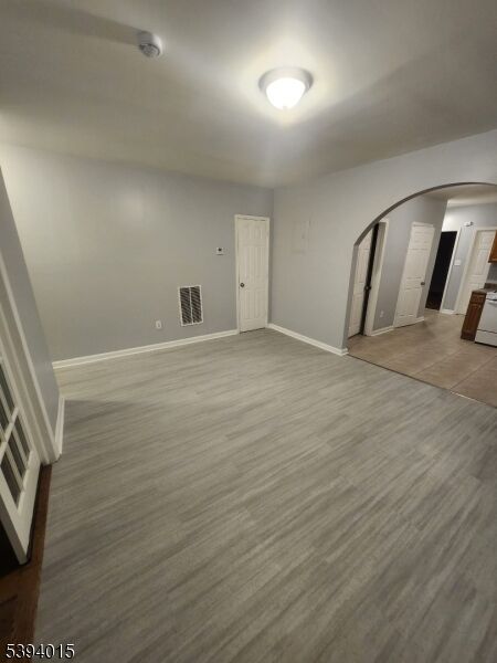 Property Photo:  97 Clinton Pl 1  NJ 07108 