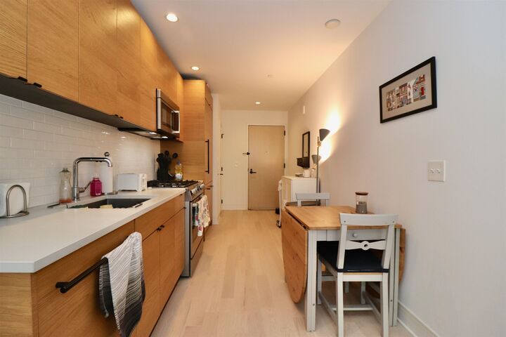 Property Photo:  10 Provost St 314  NJ 07302 