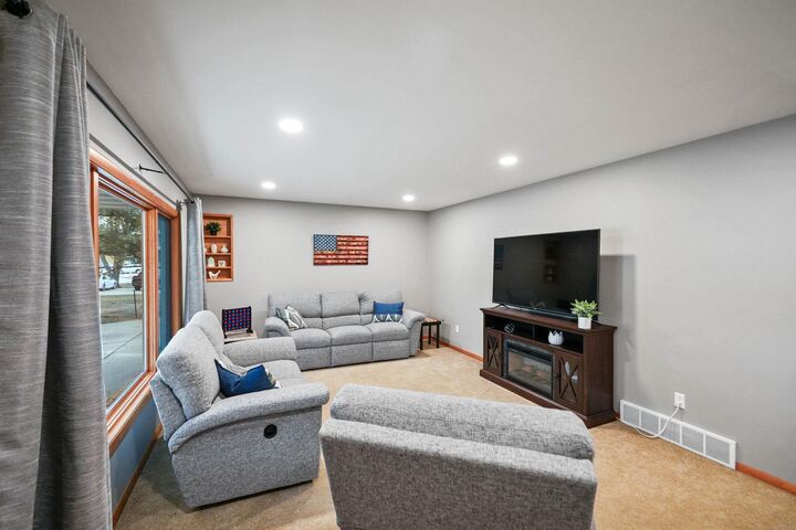 Property Photo: 2912 Tucson Drive IA 50613