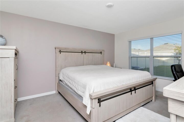 Property Photo:  16742 Sunburst Lake Street  FL 33598