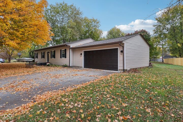 Property Photo:  327 Fox Circle  IN 46060 