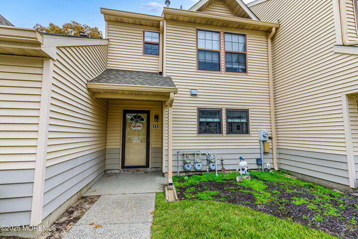 Property Photo:  131 Aster Court  NJ 08527