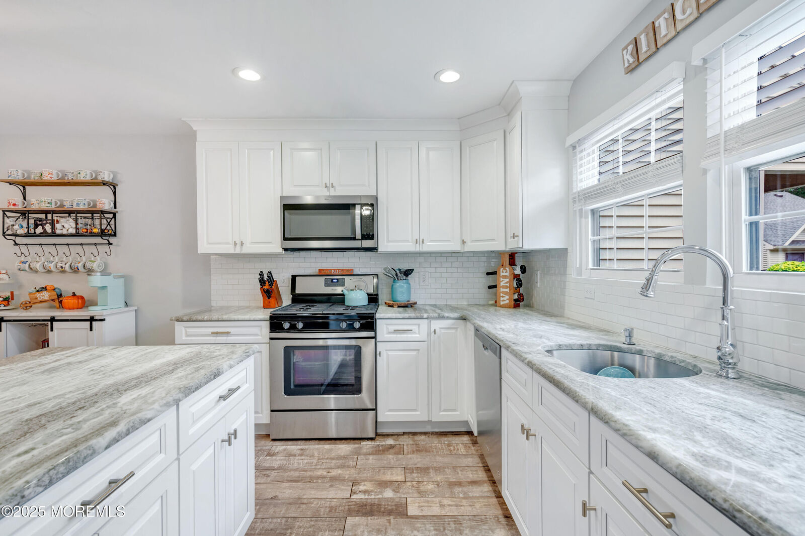 Property Photo: 131 Aster Court NJ 08527