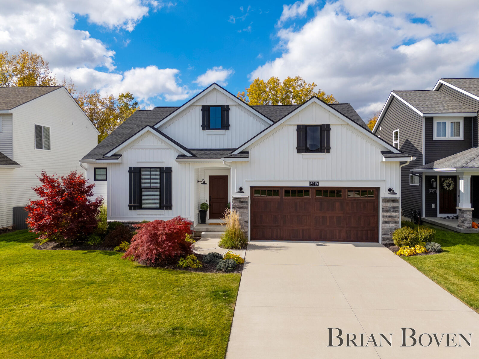 Property Photo: 6919 W Cottage Lane NE MI 49341