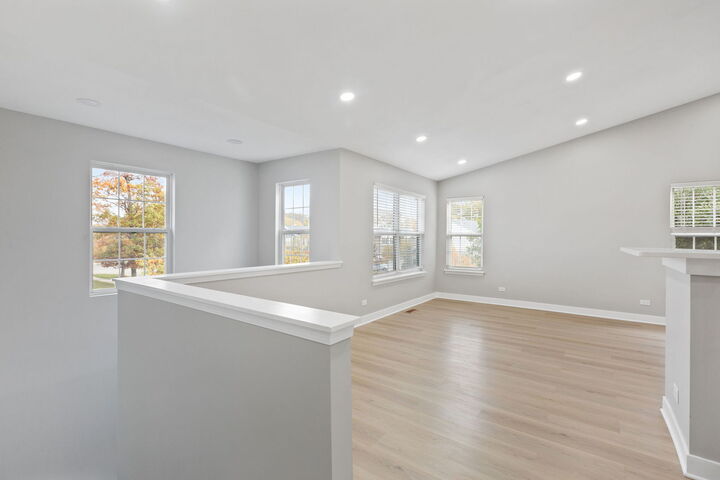 Property Photo:  1203 Brookdale Drive  IL 60110 