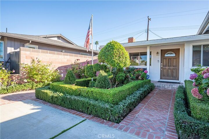 Property Photo: 950 Marvista Avenue CA 90740