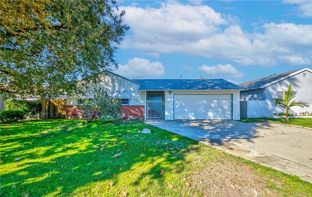 Property Photo: 989 Ashport Street CA 91768
