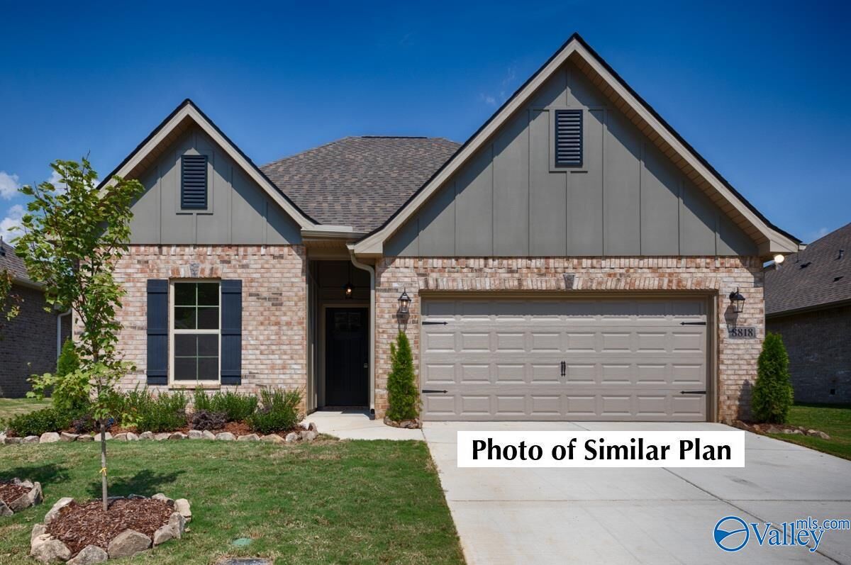 Property Photo:  15641 Mizewell Lane NW  AL 35749