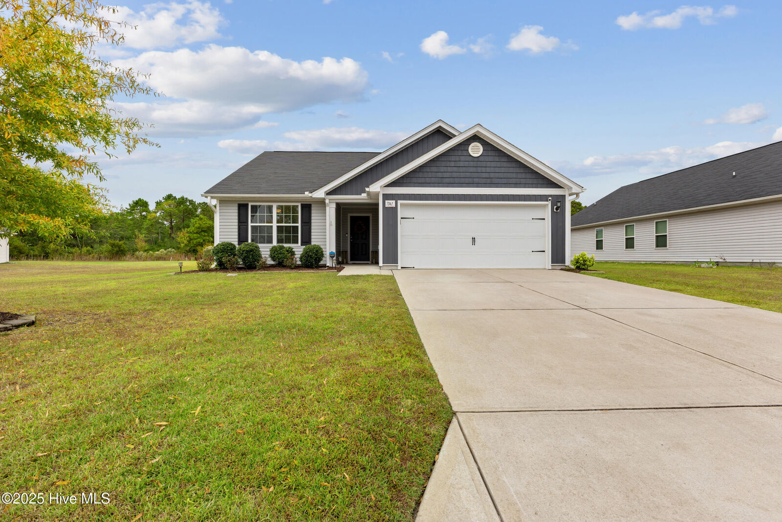 Property Photo:  7141 Cameron Trace Drive  NC 28411 