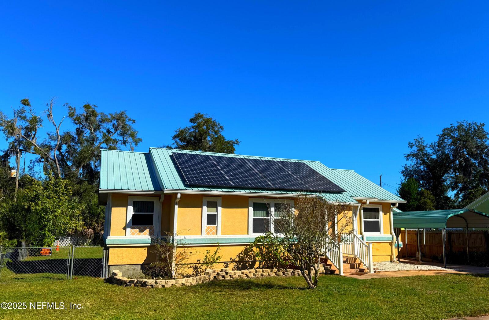 Property Photo:  2418 Alice Street  FL 32177