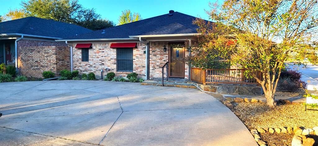 Property Photo:  1411 Cherrywood Street  TX 75482 