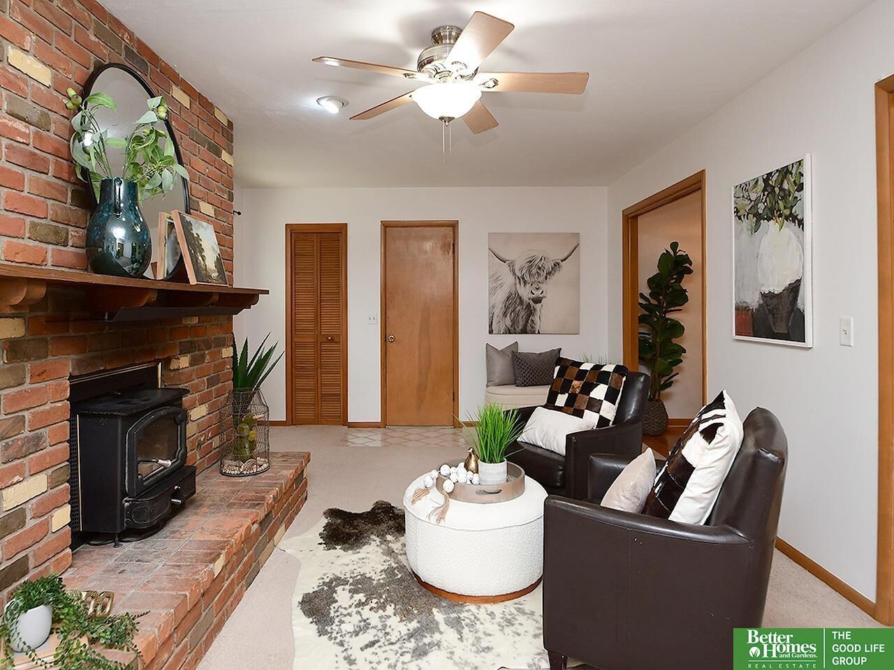 Property Photo: 7622 Seward Street NE 68114