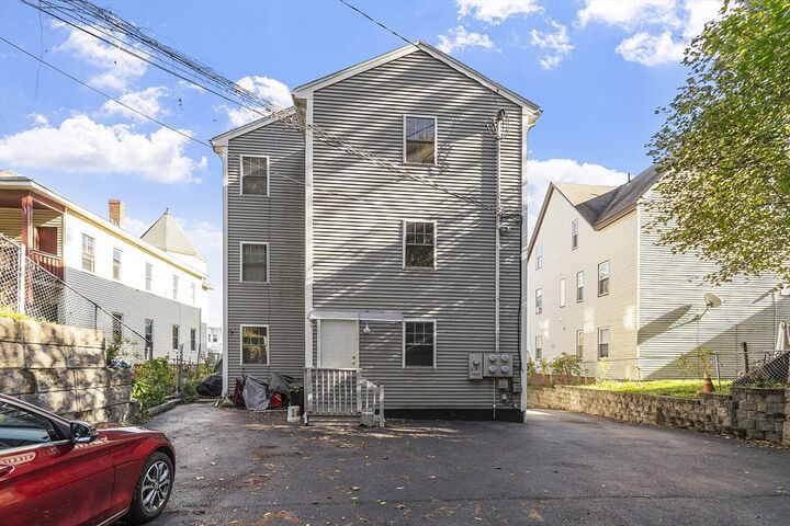 Property Photo:  89 W Boylston 4  MA 01606 
