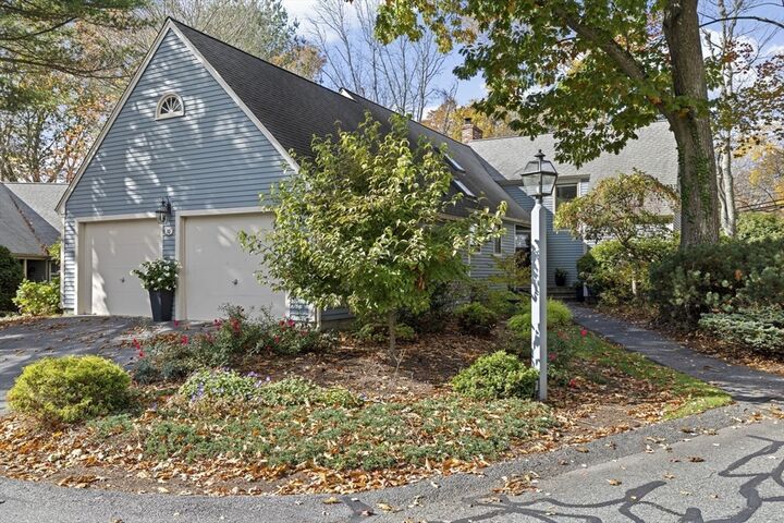 Property Photo:  100 Pond Street 10  MA 02025