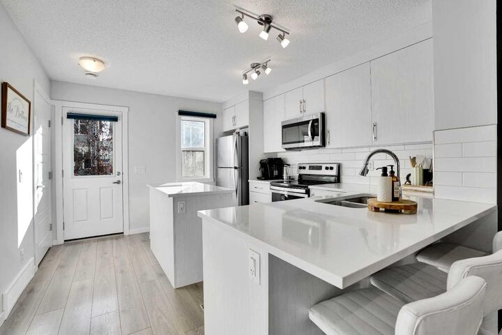 Photo de la propriété:  128 Cranbrook Square SE  AB T3M 3E3 