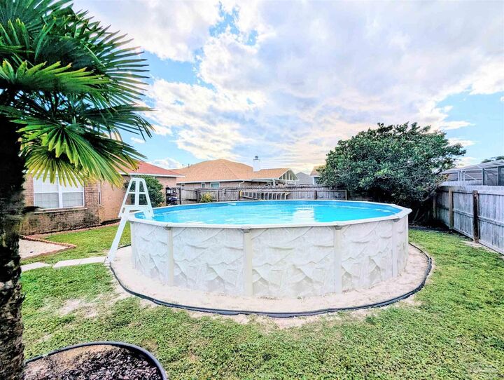 Property Photo:  1145 Freeboard Blvd  FL 32507